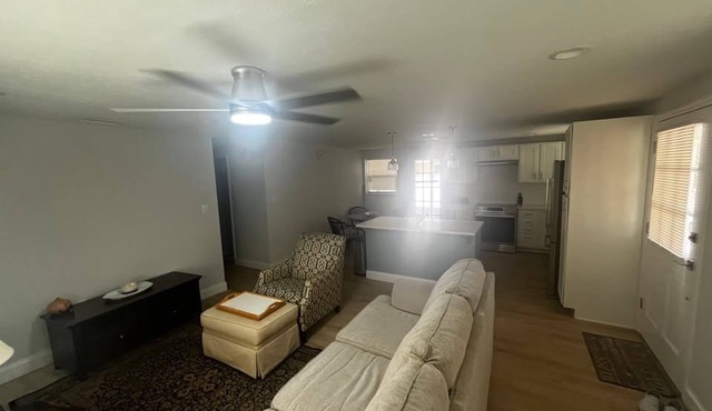 Cozy home in pleasant neighborhood