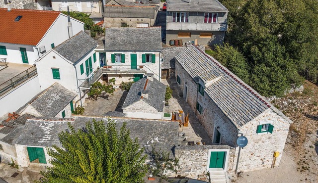 Cozy home in Primosten with WiFi