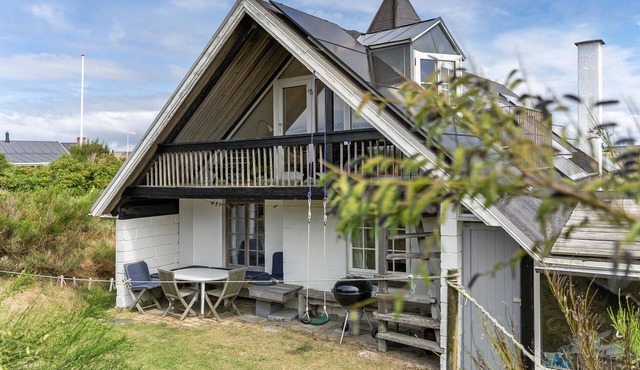 Cozy home in Rømø with kitchen
