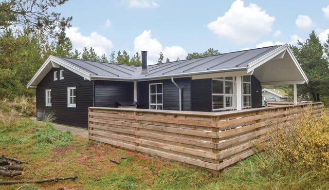 Cozy home in Rømø with sauna