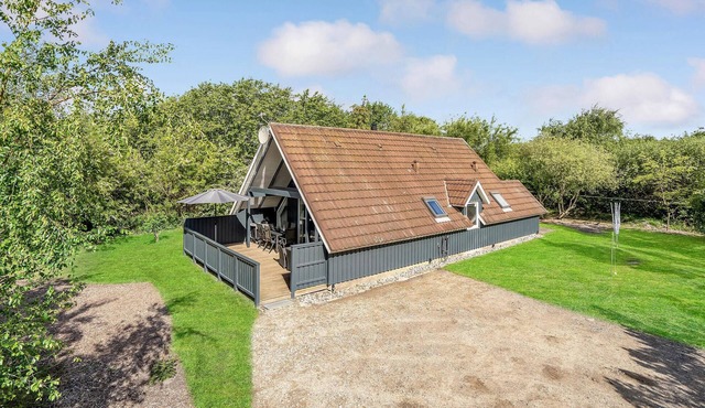 Cozy home in Rømø with sauna