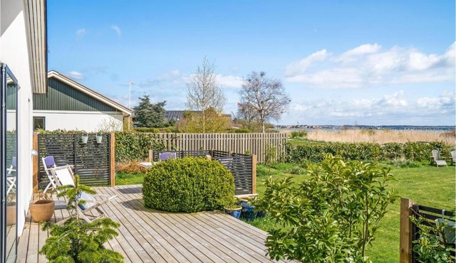 Cozy Home In Rørvig With House Sea View