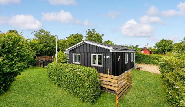 Cozy Home In Roslev With Wifi