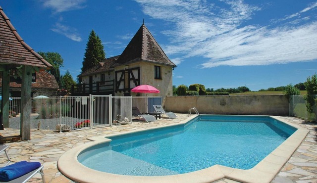 Cozy home in Savigvac-Lédrier with WiFi