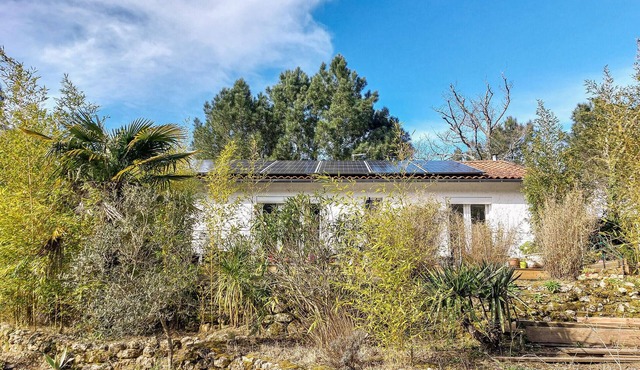 Cozy home in Saint-Augustin with WiFi