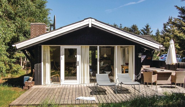 Cozy home in Saltum with WiFi