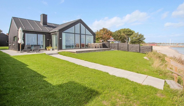 Cozy home in Samsø with WiFi