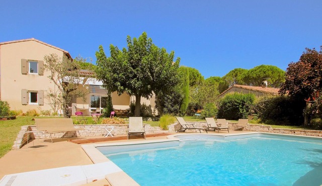 Cozy home in Sauzet with WiFi