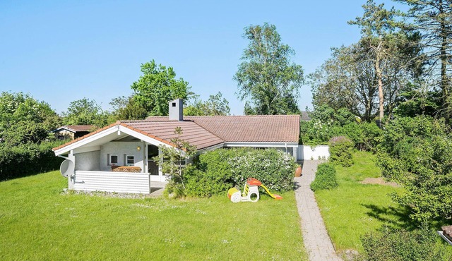 Cozy home in Slagelse with WiFi
