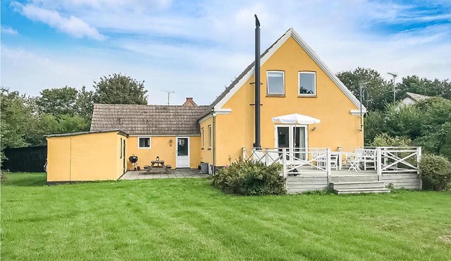 Cozy Home In stermarie With Kitchen