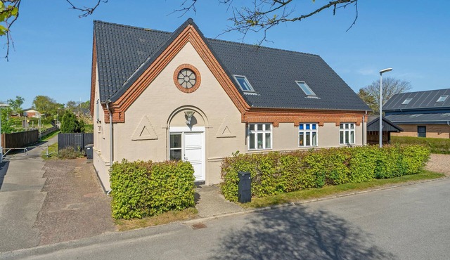 Cozy home in Struer with kitchen