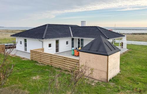 Cozy Home In Struer With Sauna