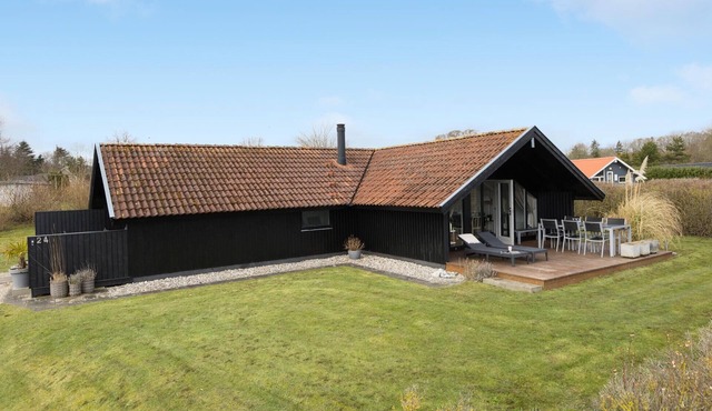 Cozy home in Sydals with WiFi