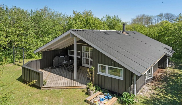 Cozy home in Sydals with sauna
