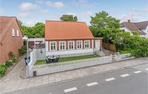 Cozy Home In Tranekær With Kitchen