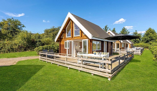 Cozy home in Tranekær with kitchen