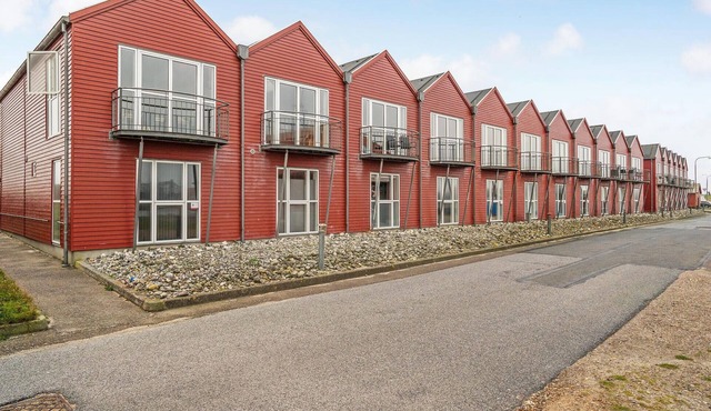 Cozy home in Ulfborg with WiFi