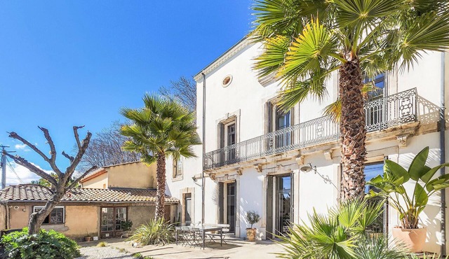 Cozy home in Valros with WiFi