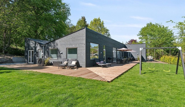 Cozy home in Vejby with sauna