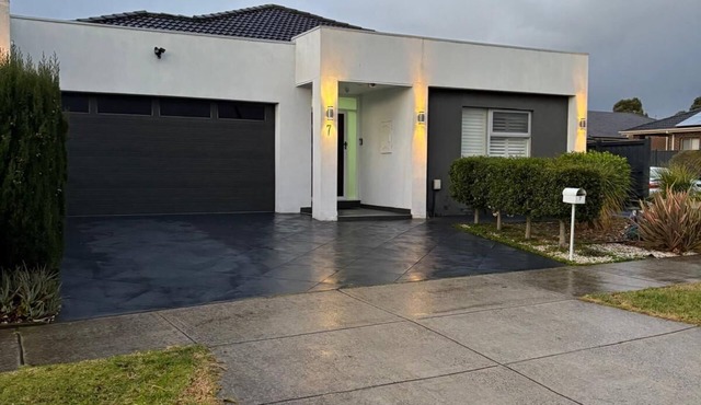 Cozy home in Wollertn🐾Pet friendly