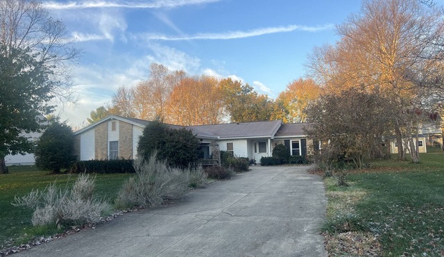 Cozy home just a few minutes from the heart of Oxford and Miami University!