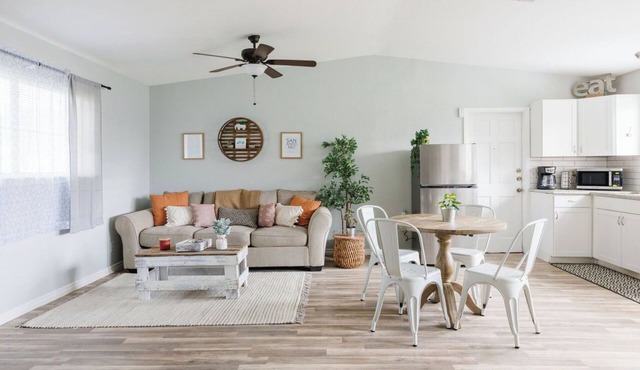 Cozy Home Mins From Randolph AFB, Airport, & More!