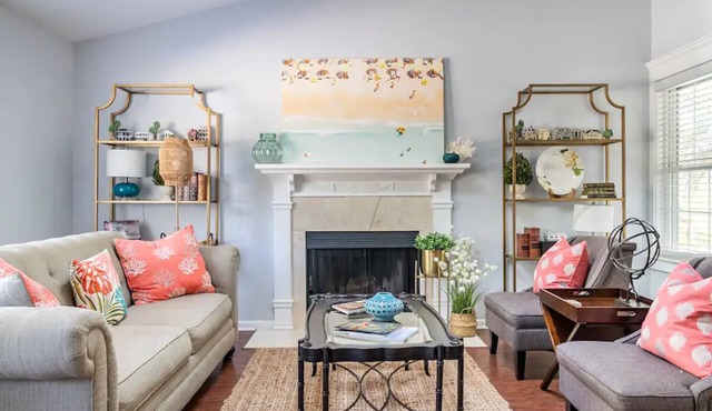 Cozy Home Minutes From Historic Charleston, Sullivan's Island & Isle of Palms