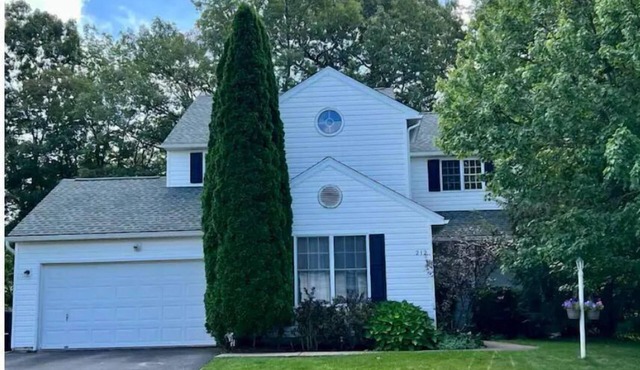 Cozy home minutes from campus