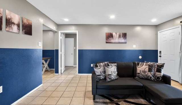 Cozy Home, Near BatonRouge General Hospital, Museum & LSU!