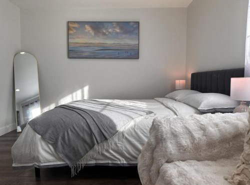 Cozy Home near Beaches, LAX, SoFi, Intuit Dome,405