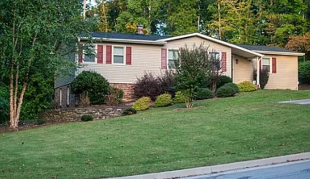 Cozy home near golf & casino! in tranquil Danville