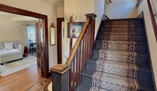 Cozy home near Lake Michigan. Easy drive to Green Bay, Door County & Sheboygan.