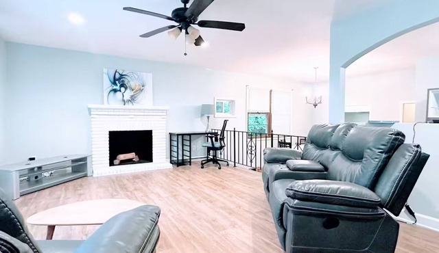 Cozy home near Latta Plantation Reserve!