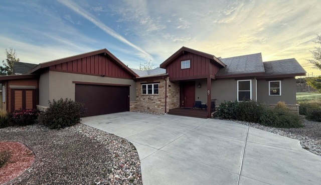 Cozy Home Near Vail, Quiet+ Beautiful Views