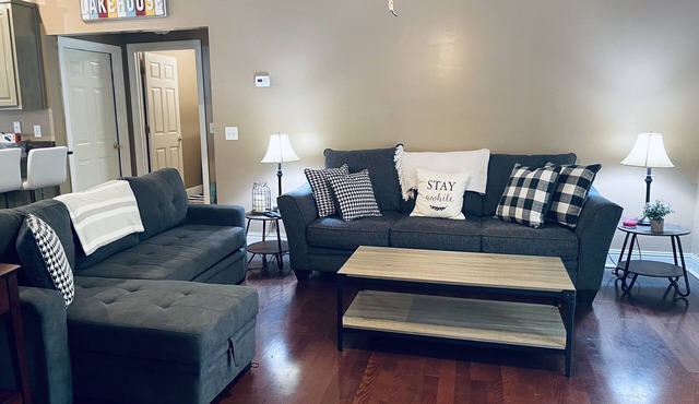 Cozy home on Lake Oconee w/gameroom & Golden Tee