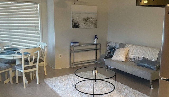 Cozy home on the Clinton River W/Private Dock Access n