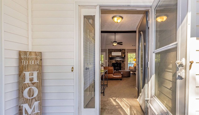 Cozy Home - Walkable to Downtown Senoia