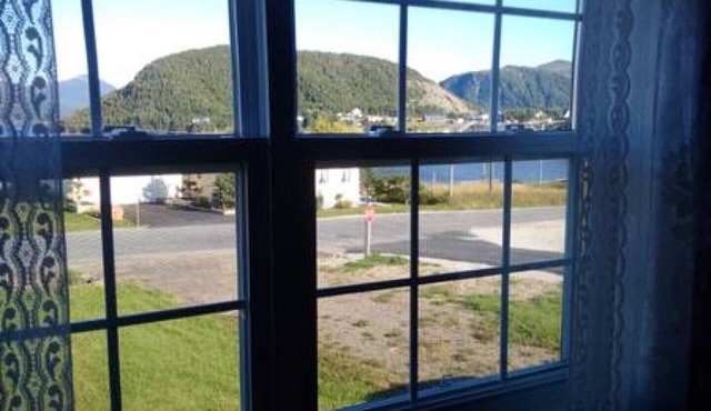 Cozy Home With A Beautiful View