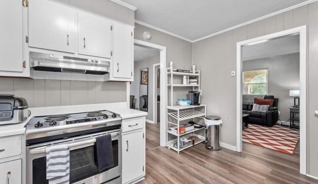 Cozy Home with everything you need at your finger tips.