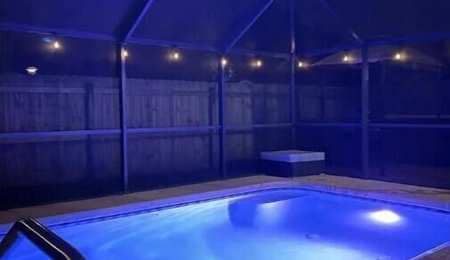 Cozy Home with Heated Private Pool and Pationn