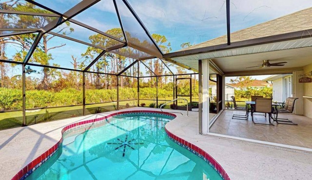 Cozy home with private pool, lanai, central AC & washer/dryer