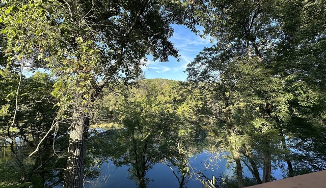 Cozy Home with River View