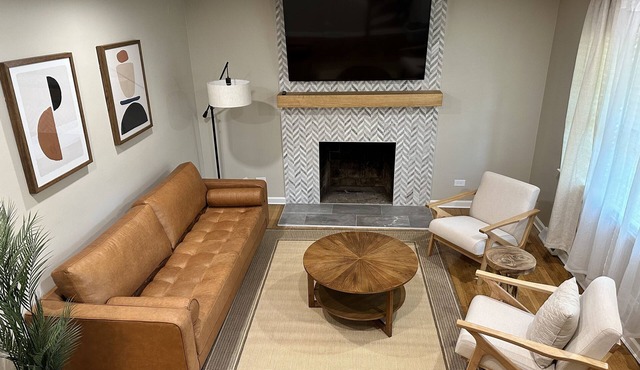 Cozy Home with Walking Distance to Scott Stadium