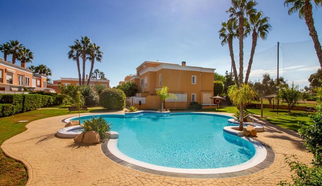 Cozy, homely vacation home in the north of Alicante.