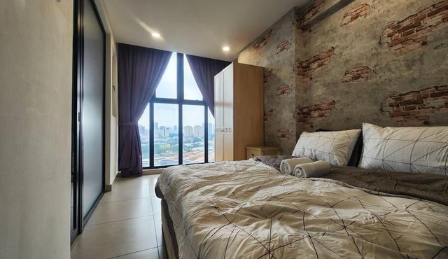 Cozy Homestay #Netflix #FreePark #KL #BatuCaves