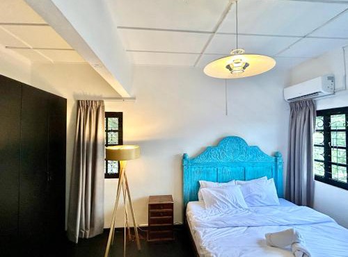 Cozy Homestay SS2 PJ King Bed in Shared Bungalow