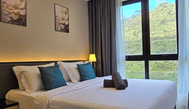 Cozy hotel suite in marvelous Genting Highlands with mountain view, WiFi