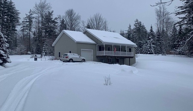 Cozy house 30 min to Stowe, 30 min to Smugglers Notch, 30 min to Jay Peak