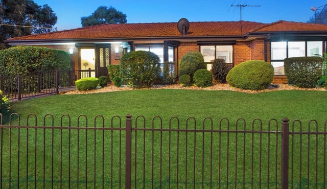 Cozy House 3BD/2BR in Mill Park