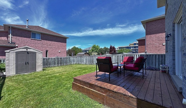 Cozy house at south end Barrie